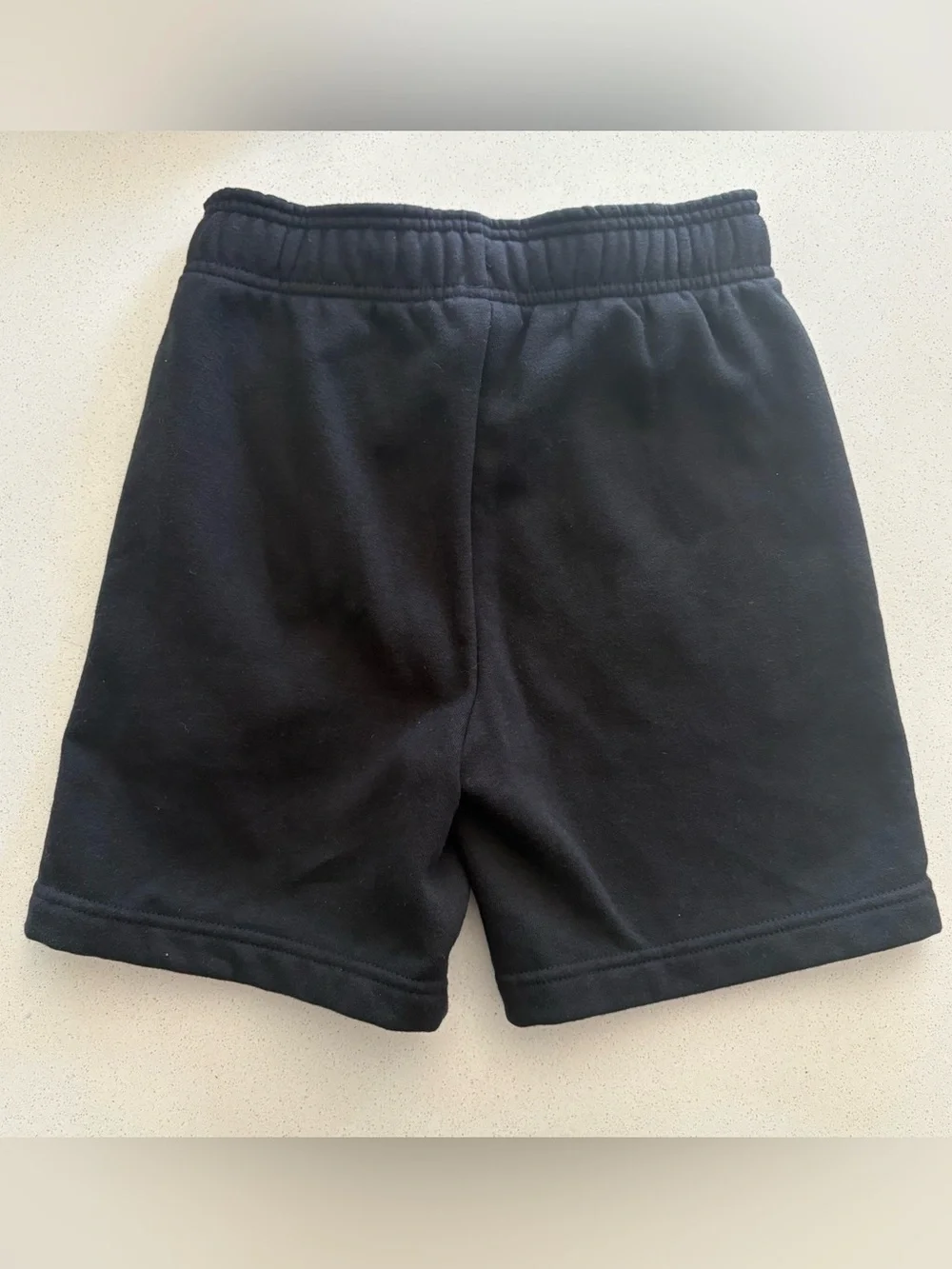 Gap Kids Relaxed Logo Pull-On Shorts in Black, Size M (8)